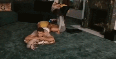 BbsImg_174203398354314_1563973535_s_1999619_o_w_388_h_188_99408.gif